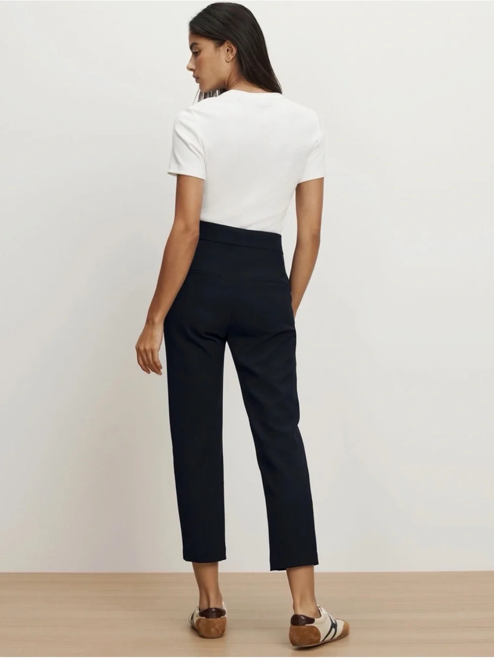 Veronica Beard Renzo Crest Button Pant Women’s 6 Navy Cropped Slim Leg Pant